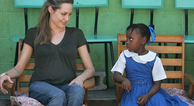 Angelina Jolie per SOS Villaggi dei Bambini